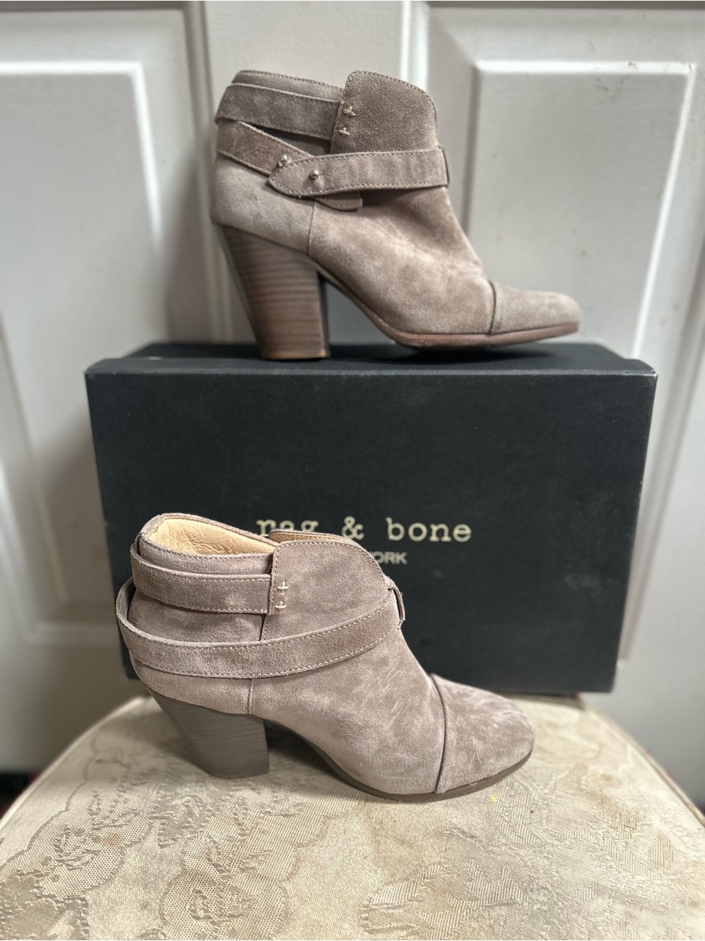 rag & bone Harrow boot Taupe Suede Wrap-Strap Ankle Booties Sz 8.5